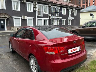 2011 Kia Cerato 6-speed II, красный, 545000 рублей, вид 2