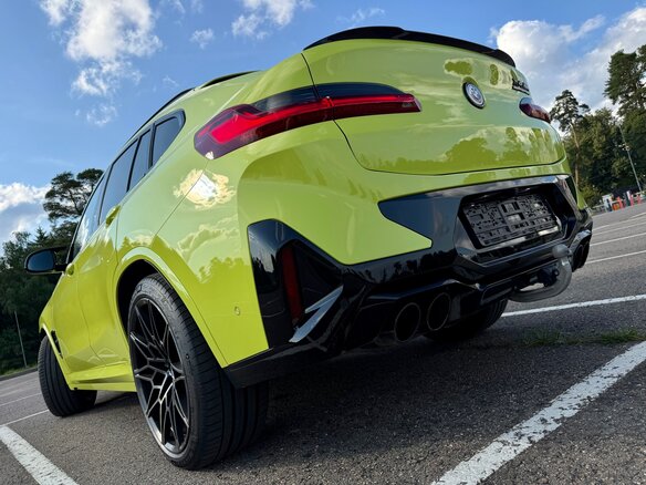 2022 BMW X4 M Competition I (F98) Рестайлинг, жёлтый, 8300000 рублей - вид 15