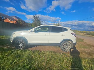 2017 Nissan Qashqai EU market II Рестайлинг, белый, 1400000 рублей, вид 1