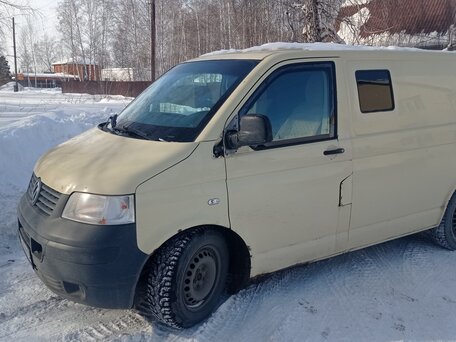 2009 Volkswagen Transporter, бежевый, 700000 рублей, вид 2