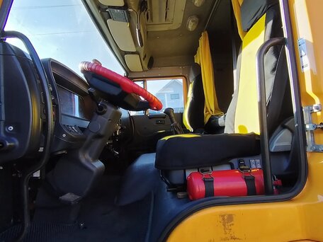 2019 КамАЗ 4308, жёлтый, 2525000 рублей, вид 4