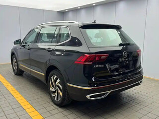 2022 Volkswagen Tiguan L II Рестайлинг (China Market), чёрный, 1949999 рублей, вид 4