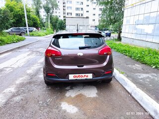 2013 Kia Ceed II, коричневый, 640000 рублей, вид 3