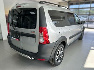 2026 Lada (ВАЗ) Largus Cross I Рестайлинг, серебристый, 1967000 рублей, вид 3
