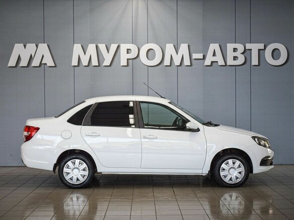 2023 Lada (ВАЗ) Granta I Рестайлинг, белый, 769000 рублей - вид 4