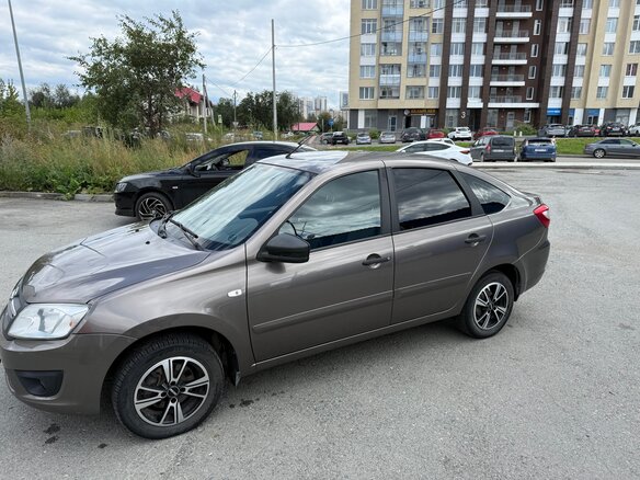 2017 Lada (ВАЗ) Granta I, бежевый, 465000 рублей - вид 3
