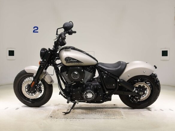 2023 Indian Chief Bobber, серебристый - вид 1