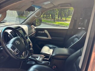 2012 Toyota Land Cruiser 200 Series Рестайлинг 1, серый, 2800000 рублей, вид 5