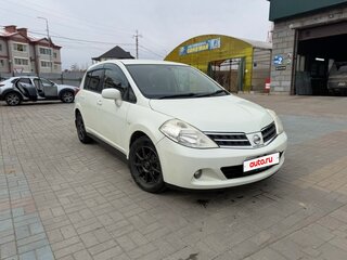 2011 Nissan Tiida I, белый, 650000 рублей, вид 4