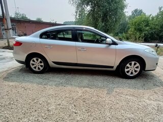 2011 Renault Fluence I, серебристый, 670000 рублей, вид 4