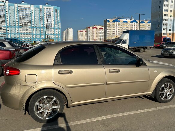 2009 Chevrolet Lacetti I, жёлтый, 330000 рублей - вид 3