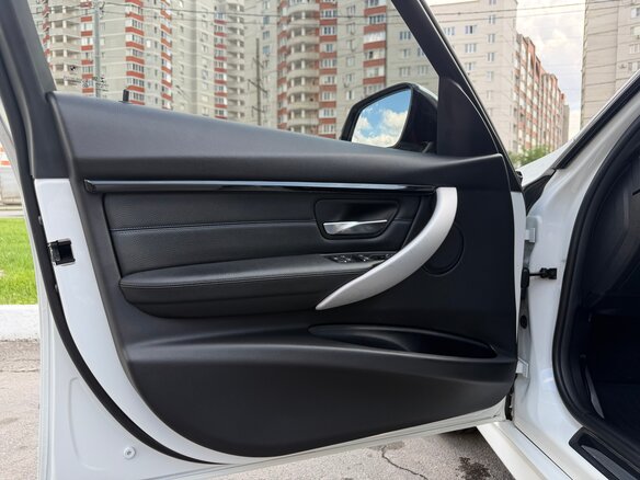 2018 BMW 3 серии 320i xDrive VI (F3x) Рестайлинг, белый, 2350000 рублей - вид 13