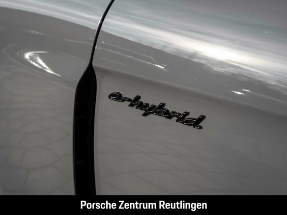 2025 Porsche Panamera 4 E-Hybrid III, серый, 22531000 рублей - вид 6
