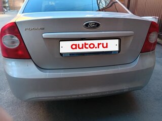 2010 Ford Focus II Рестайлинг, серый, 530000 рублей, вид 4
