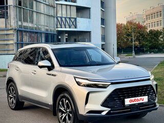 2024 BAIC X7 I, серебристый, 2000000 рублей, вид 3