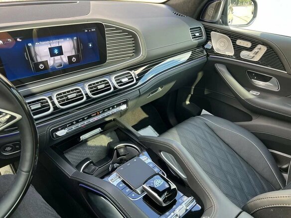 2024 Mercedes-Benz Maybach GLS 600 I, чёрный, 29500000 рублей - вид 17