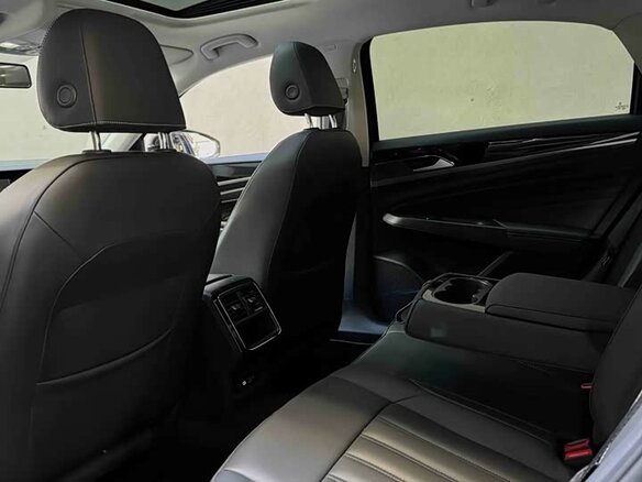 2023 Volkswagen Passat B8 Рестайлинг, чёрный, 2100000 рублей - вид 7
