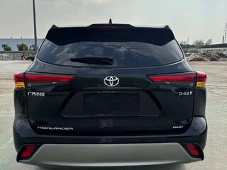 2024 Toyota Highlander IV (XU70), чёрный, 4990208 рублей, вид 3