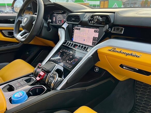 2019 Lamborghini Urus I, жёлтый, 22900000 рублей - вид 6
