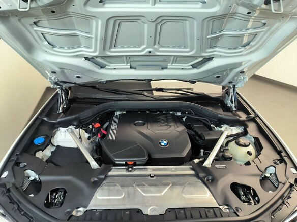 2025 BMW X4 20i II (G02) Рестайлинг, белый, 8350000 рублей - вид 24