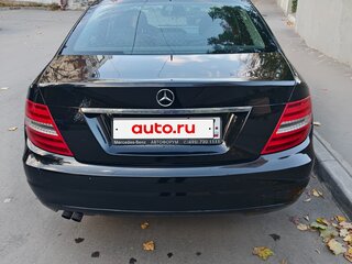 2011 Mercedes-Benz C-Класс 180 BlueEFFICIENCY III (W204) Рестайлинг, чёрный, 1350000 рублей, вид 2