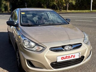 2011 Hyundai Solaris I, бежевый, 600000 рублей, вид 1