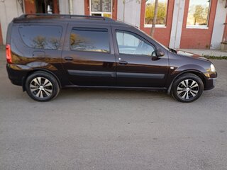 2014 Lada (ВАЗ) Largus I, коричневый, 1000000 рублей, вид 1