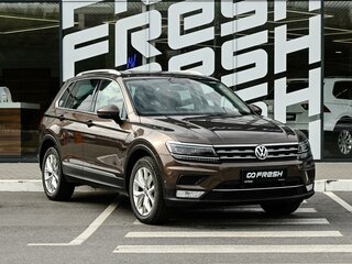 2017 Volkswagen Tiguan II, коричневый, 2349000 рублей, вид 1