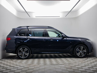 2020 BMW X7 40i I (G07), чёрный, 5629000 рублей, вид 4