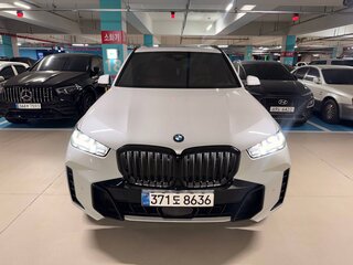 2025 BMW X5 40i IV (G05/G18) Рестайлинг, белый, 13700000 рублей, вид 1