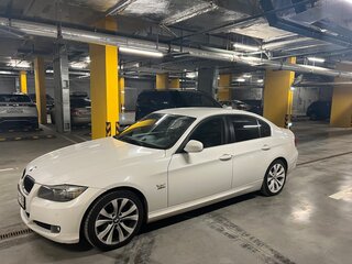 2011 BMW 3 серии 325xi V (E90/E91/E92/E93) Рестайлинг, белый, 1700000 рублей, вид 2