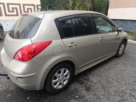 2012 Nissan Tiida I Рестайлинг, бежевый, вид 4
