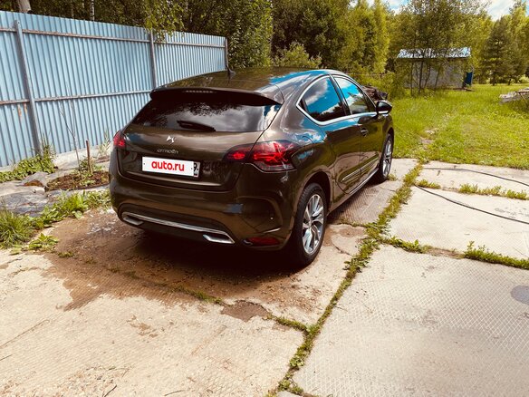2012 Citroen DS4, коричневый, 900000 рублей - вид 5