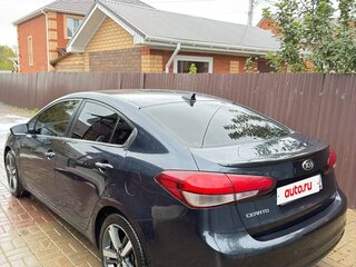 2017 Kia Cerato III Рестайлинг (Classic), синий, 1430000 рублей, вид 4