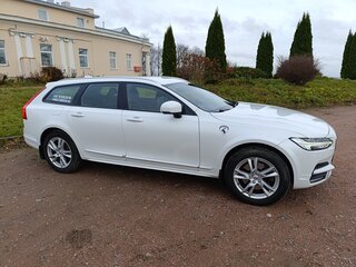 2017 Volvo V90 Cross Country I, белый, 2380000 рублей, вид 4