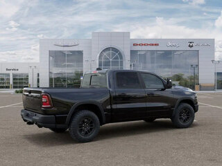 2026 Ram 1500 Crew Cab eTorque V Рестайлинг, чёрный, 7752411 рублей, вид 4