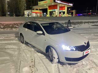 2014 Skoda Rapid I, белый, 830000 рублей, вид 4
