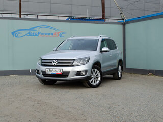 2012 Volkswagen Tiguan I Рестайлинг, серебристый, 1337000 рублей, вид 1