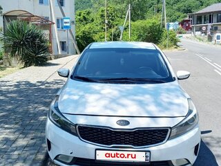 2017 Kia Cerato III Рестайлинг (Classic), белый, 950000 рублей, вид 1