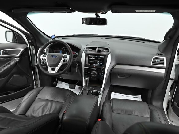 2014 Ford Explorer V, белый, 1295000 рублей - вид 11