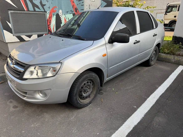 2014 Lada (ВАЗ) Granta I, серый, 470000 рублей