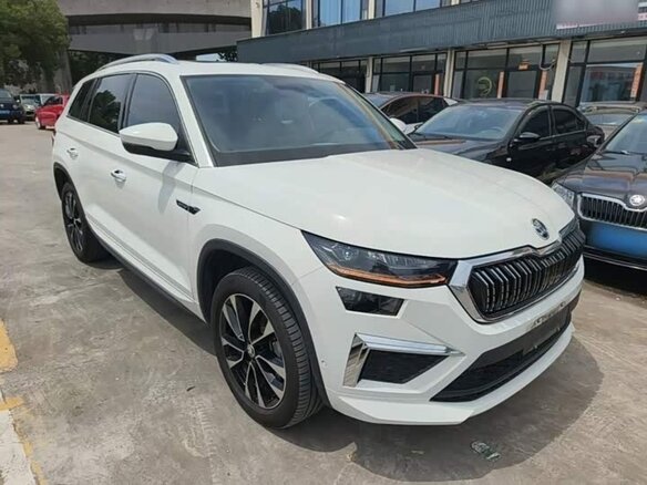 2024 Skoda Kodiaq I Рестайлинг, белый, 3166633 рублей - вид 2
