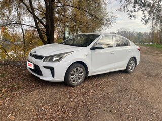 2017 Kia Rio IV, белый, 909000 рублей, вид 1