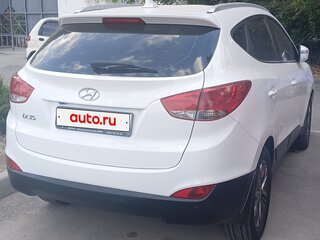2013 Hyundai ix35 I Рестайлинг, белый, 1800000 рублей, вид 3