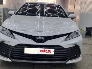 2022 Toyota Camry VIII (XV70) Рестайлинг, белый, 3480000 рублей, вид 1