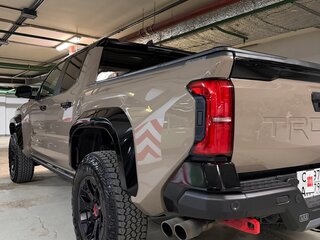 2025 Toyota Tacoma IV, коричневый, 10400000 рублей, вид 5