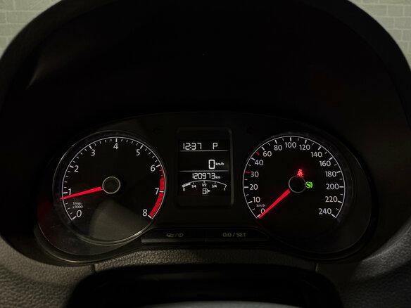 2017 Volkswagen Polo V Рестайлинг, синий, 1170000 рублей - вид 18