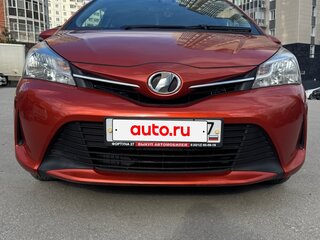 2016 Toyota Vitz III (XP130) Рестайлинг, оранжевый, 810000 рублей, вид 3