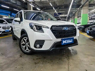 2022 Subaru Forester V Рестайлинг, белый, 2490000 рублей, вид 1