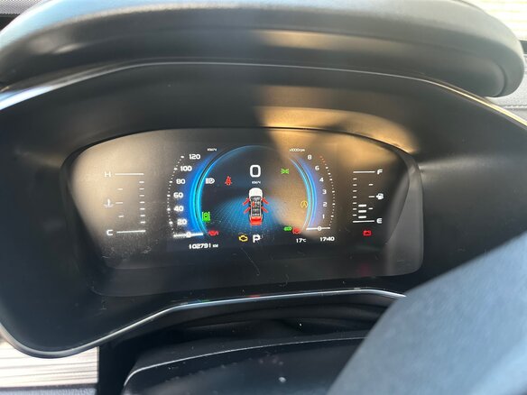 2023 Geely Atlas Pro, красный - вид 10